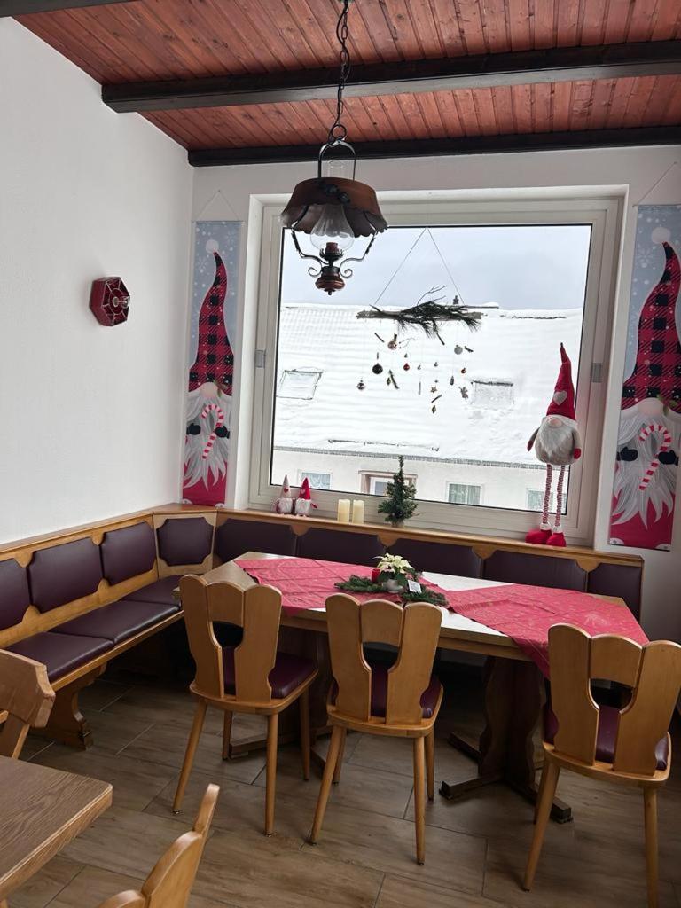 Gast - Gästehaus Astenblick auch für grosse Gruppen geeignet Villa Winterberg Exterior foto